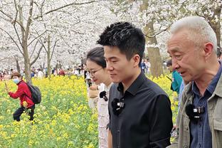 羽毛球亚锦赛：陈雨菲、石宇奇、凡尘组合、雅思组合顺利晋级16强